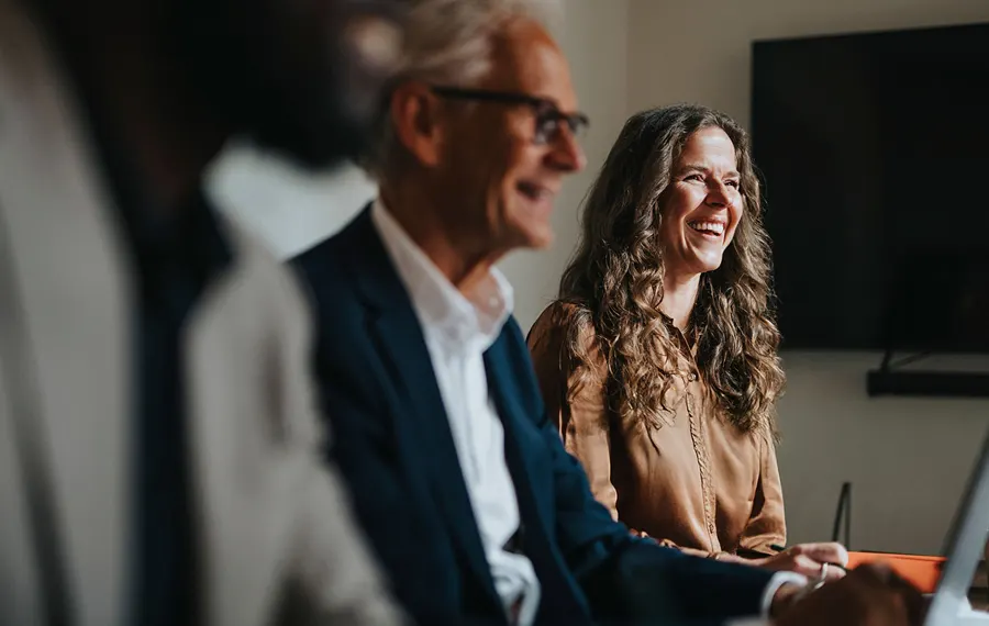 Professionnels en pleine collaboration
